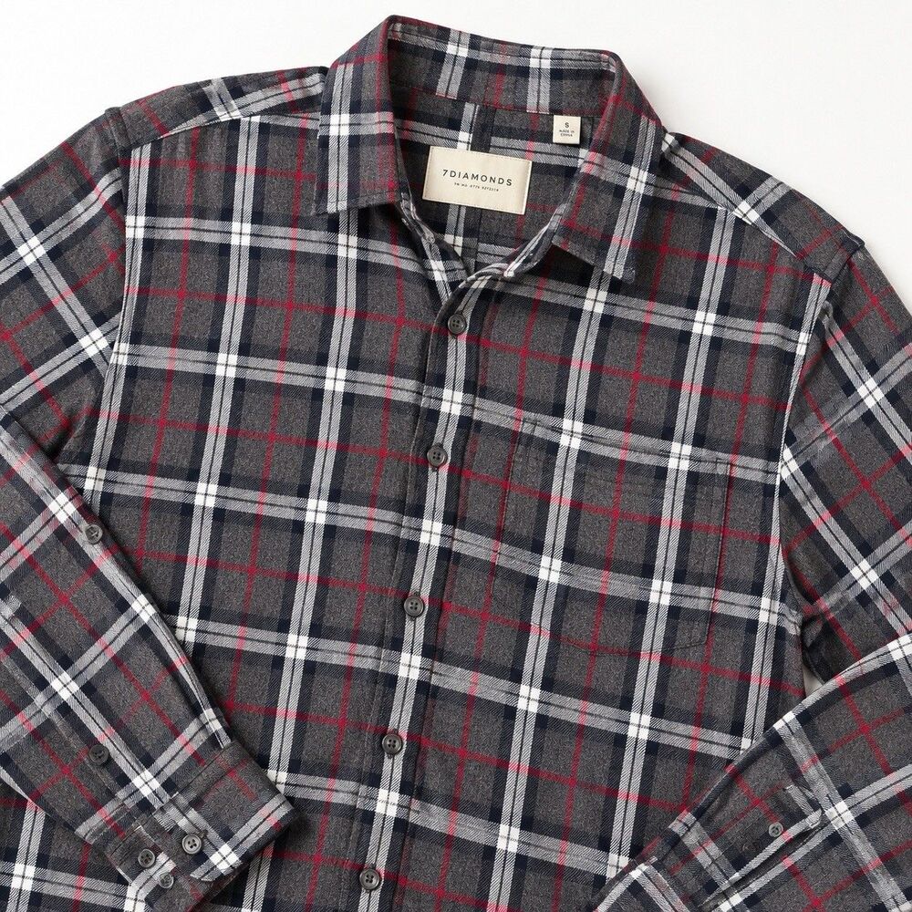 7 Diamonds Juniper Button Up Flannel Shirt Gray Red Plaid S